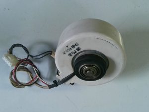 MOTOR PARA UNIDAD INTERIOR TOSHIBA RAS-13LKR(W) AF-230-16-4E / QJ 30 MOT08