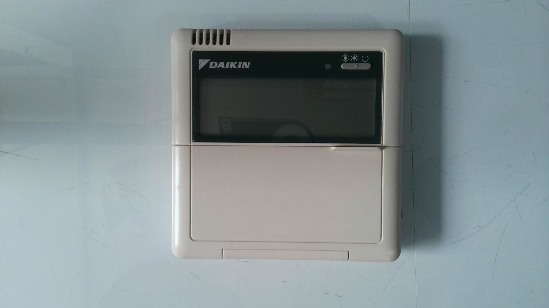 MANDO DE PARED / TERMOSTATO DAIKIN BRC21A54 4PW73742-2A MDT04
