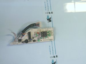 PLACA ELETRONICA US-KCD30Y17N1-N2(H9XTOUC).D.06.XP1-1(V1.7)2012.09.04 PLE33