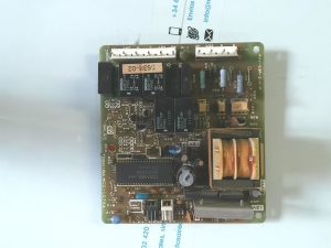 PLACA ELECTRONICA  TOSHIBA MCC-1074A  RAV-63R-S-E-P PLE12