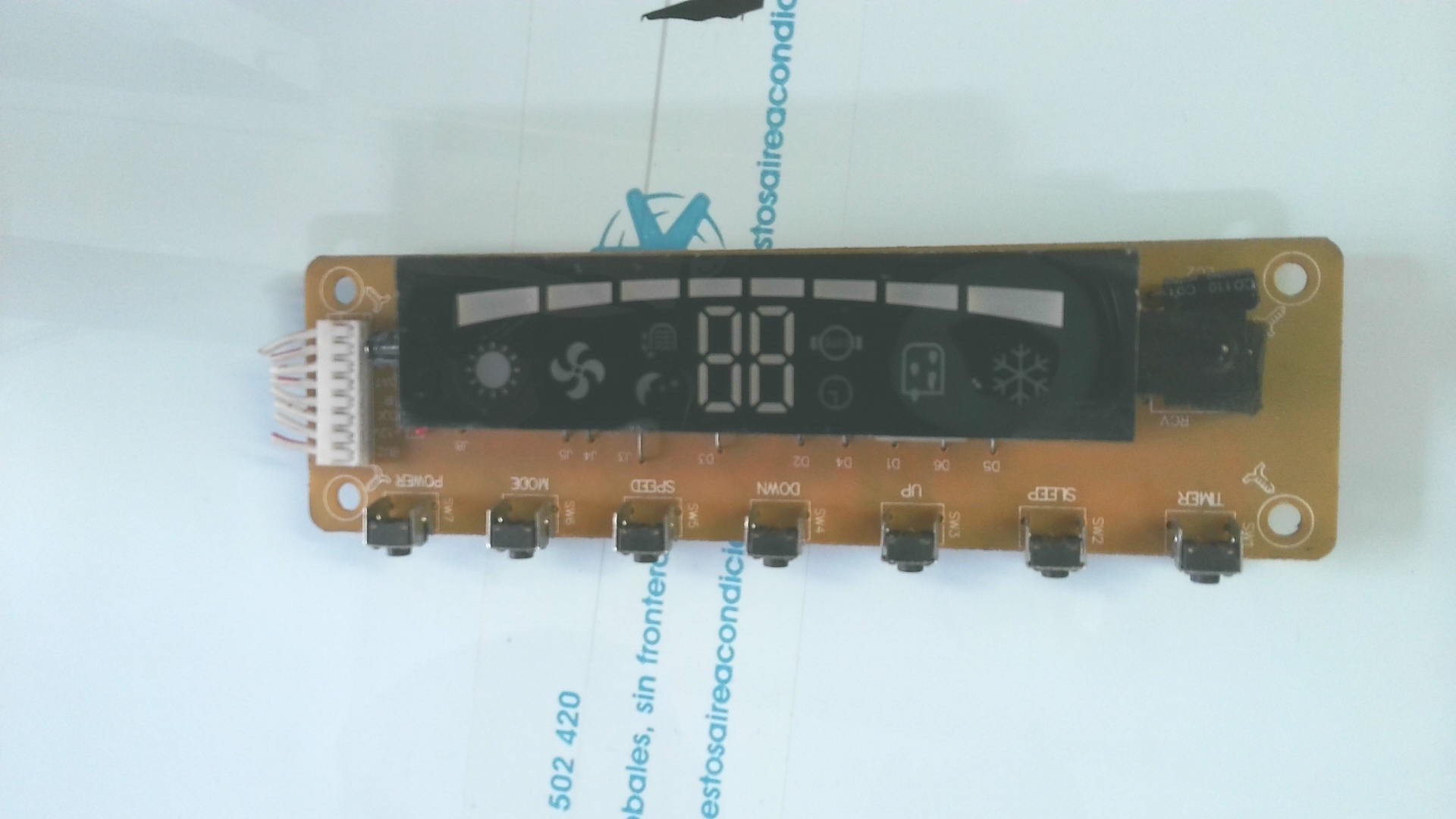 DISPLAY FRONTAL PLACAS ELECTRONICAS JHS-A001-DISP 2087.09.10 RGB-B8821GW-C PLE13